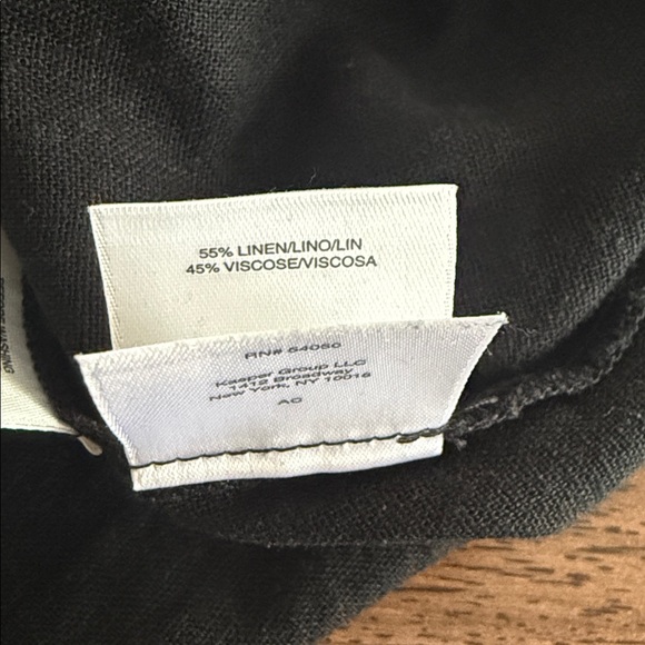 Anne Klein linen blend short sleeve front zip top - Picture 9 of 9